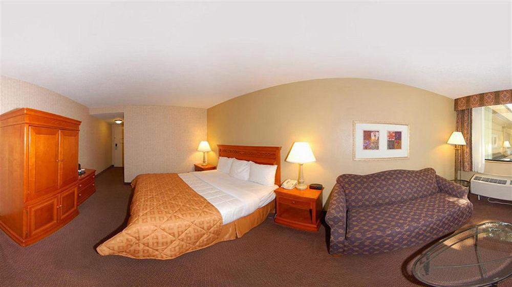 Clarion Hotel Park Central 댈러스 외부 사진