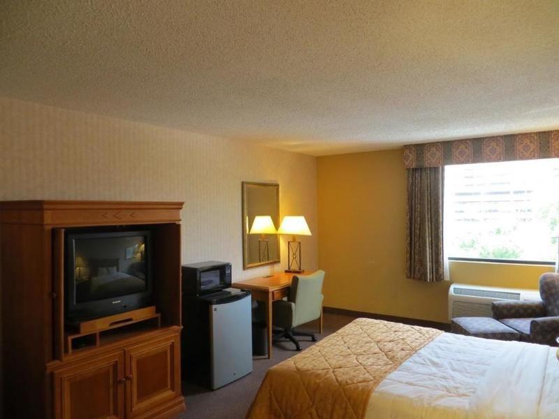 Clarion Hotel Park Central 댈러스 외부 사진